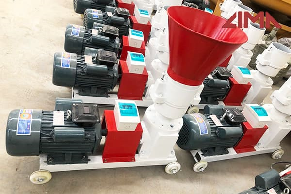 300kg/h fish feed making machine Feed size 7 mm Namibia